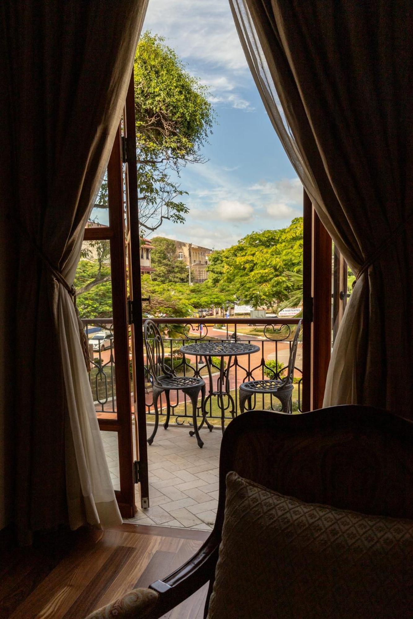 Hotel Plaza Herrera パナマ・シティー エクステリア 写真